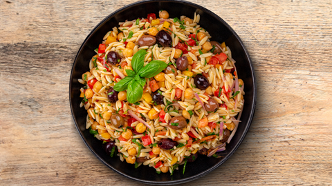 Osvježavajuća orzo salata